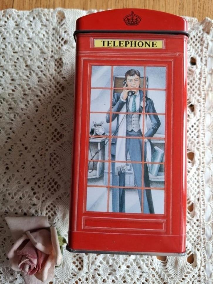 Engelse rode telefoon spaarpot blik, Bentley's of London, Verzamelen, Spaarpotten, Gebruikt, -, -, Ophalen of Verzenden
