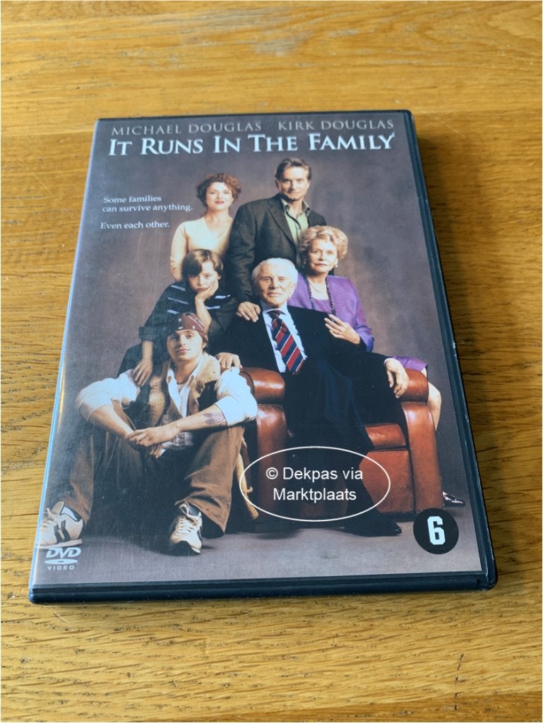 Dvd It Runs in the Family - Michael Douglas / Kirk Douglas, Vanaf 6 jaar, Ophalen of Verzenden, Gebruikt