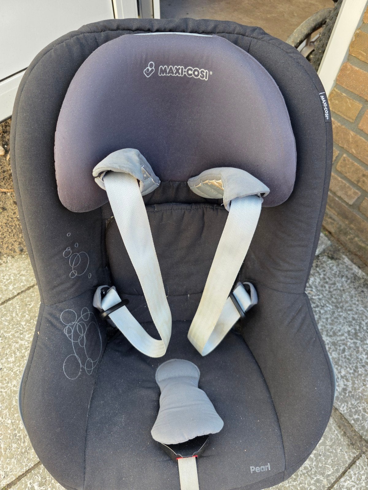 Maxi-Cosi Pearl met Family-fix, Gebruikt, 9 t/m 18 kg, Slaapstand, Ophalen of Verzenden