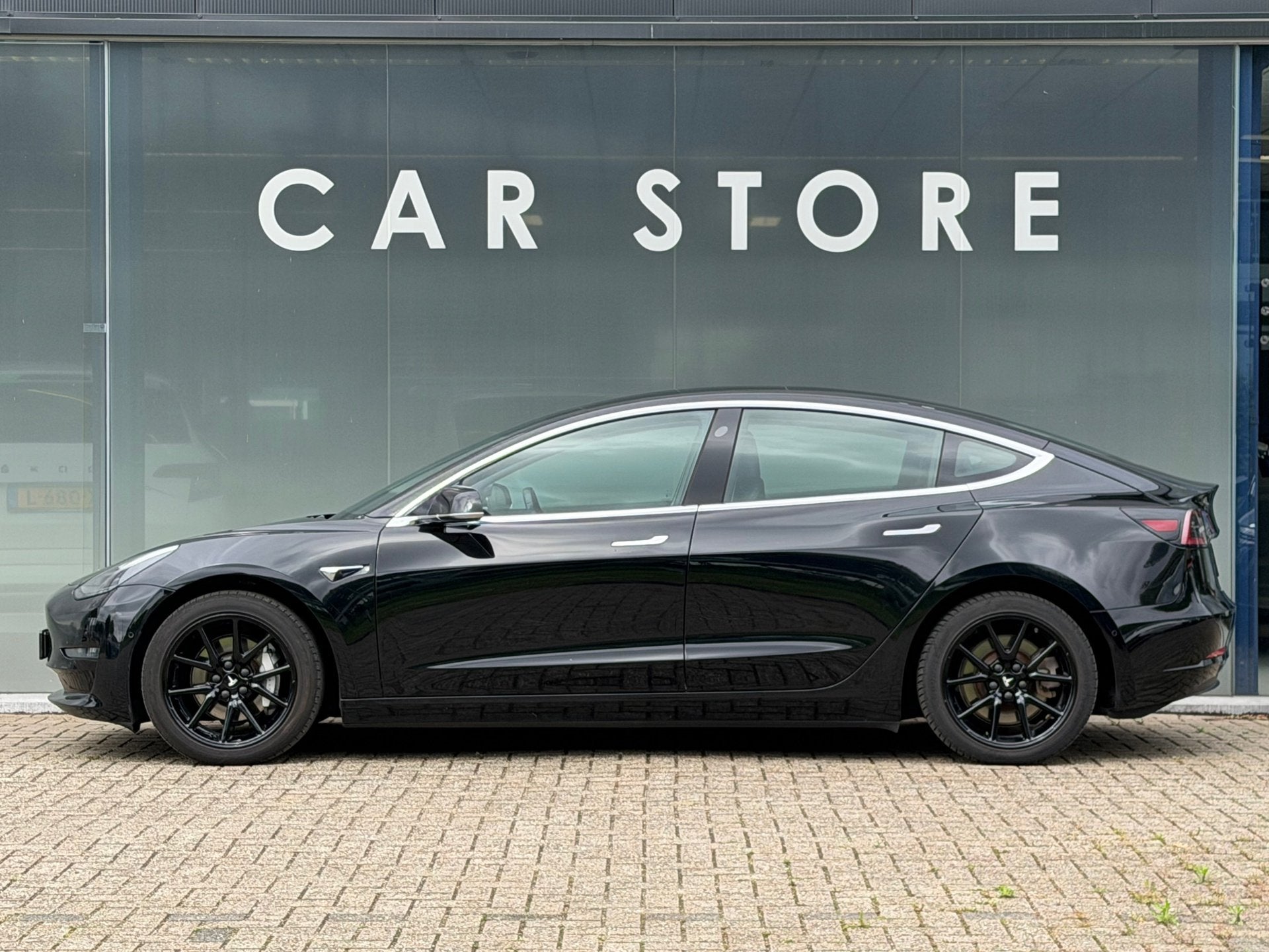 Tesla Model 3 Long Range AWD 75 kWh SOH 80%, Automaat, Zwart, Stoelverwarming, 84 €/maand