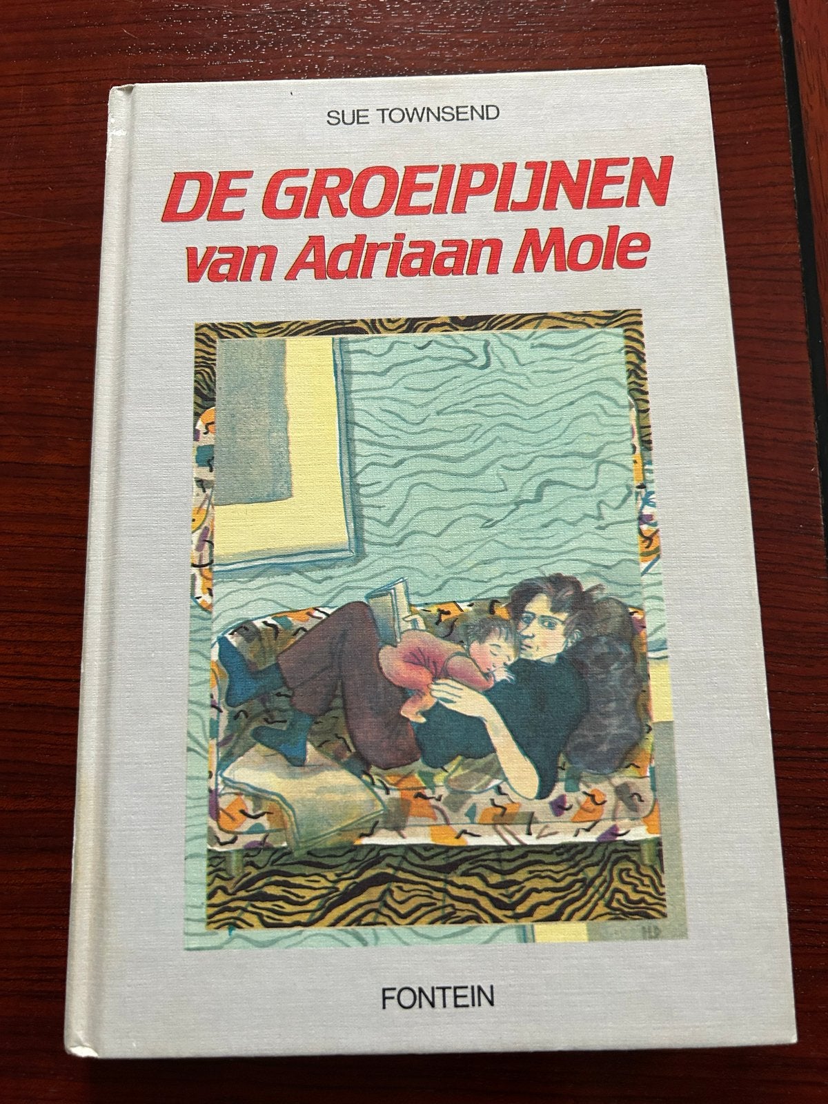 De Groeipijnen van Adriaan Mole - Sue Townsend, Ophalen of Verzenden, Zo goed als nieuw, Nederland