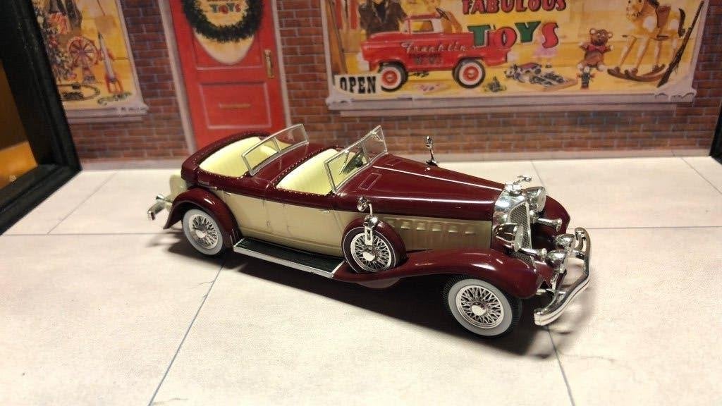 IXO 1:43 CHRYSLER IMPERIAL LE BARON PHAETON 1933 BROWN, Ophalen of Verzenden, Zo goed als nieuw, Auto, Overige merken