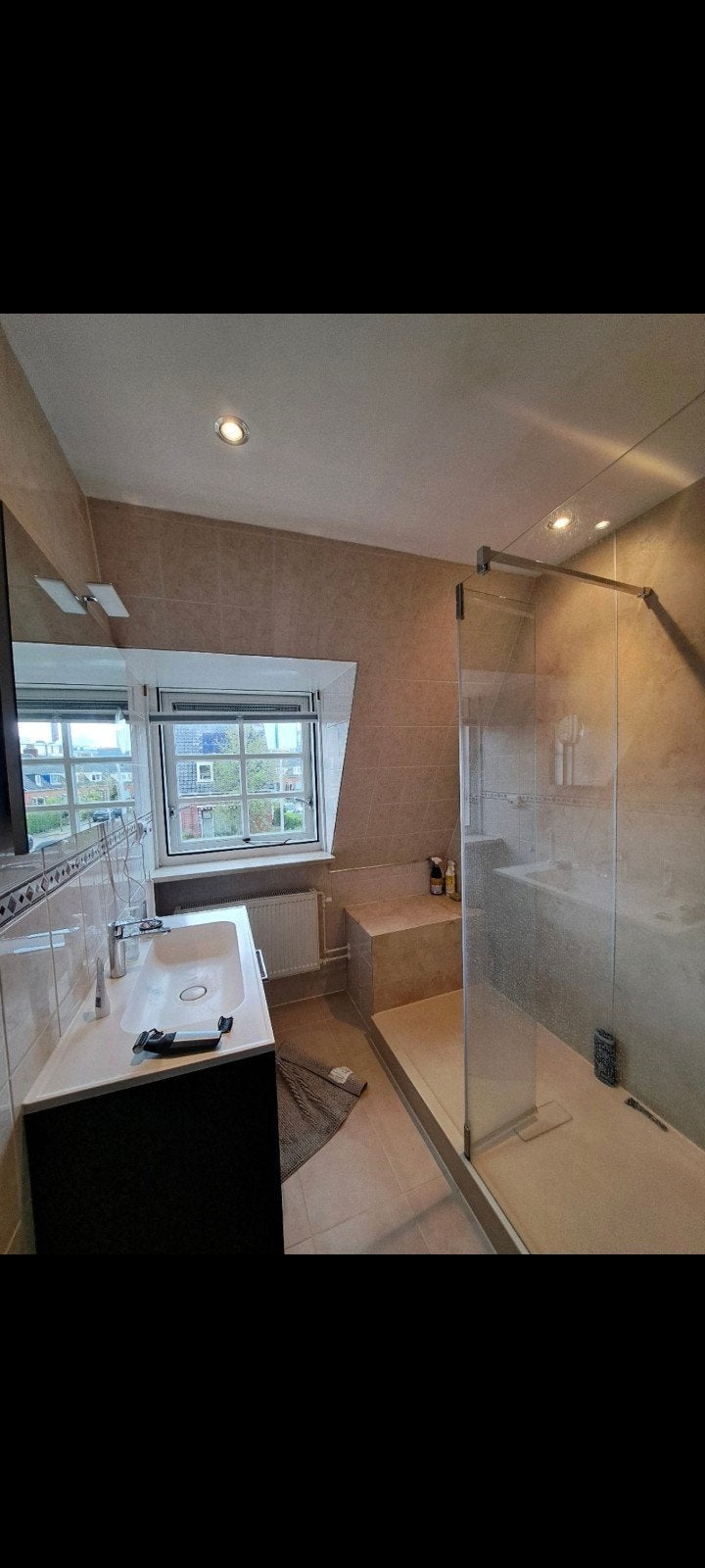 ik zoek iemand die mijn douche kan verbouwen, Ophalen of Verzenden, Gebruikt, Met douche
