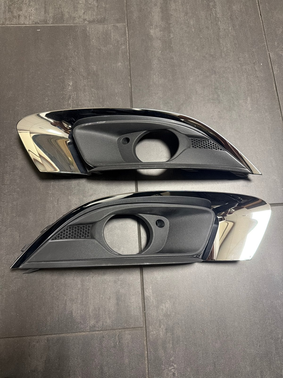 Voorbumpergrille mistlampkap Opel Meriva B facelift (set), Ophalen of Verzenden, Gebruikt, Voor, Opel
