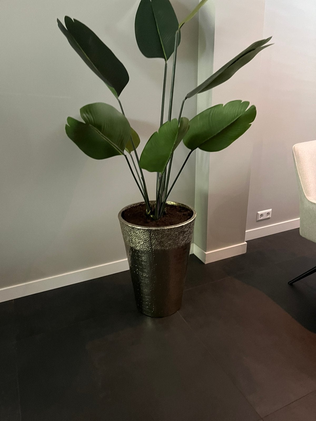 Prachtige bloempot zonder plant, Huis en Inrichting, Woonaccessoires | Vazen, Ophalen, Goud