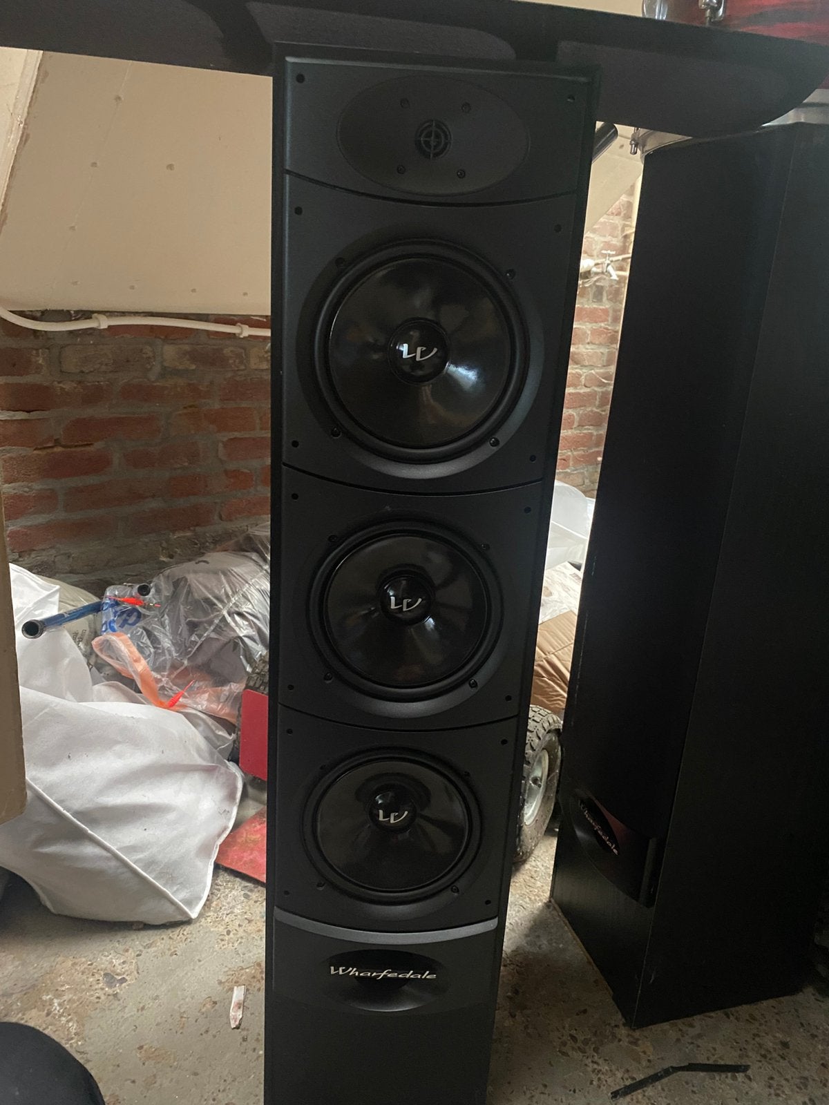 Wharfedale luidsprekerset, Ophalen, Zo goed als nieuw