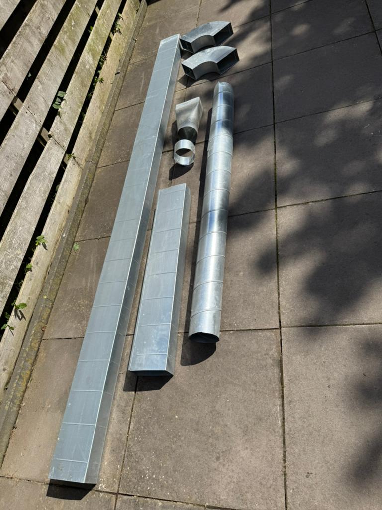 Verzinkt stalen rookgasafvoer buizen en hulpstukken, Ophalen, Zo goed als nieuw