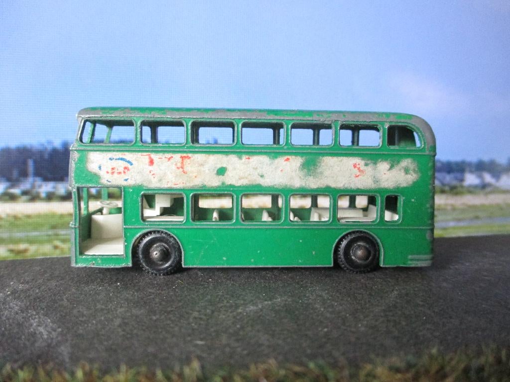 1:121 Daimler Dubbeldekker Bus Lesney N.74 ESSO EXTRA PETROL, Ophalen of Verzenden, Gebruikt, Auto