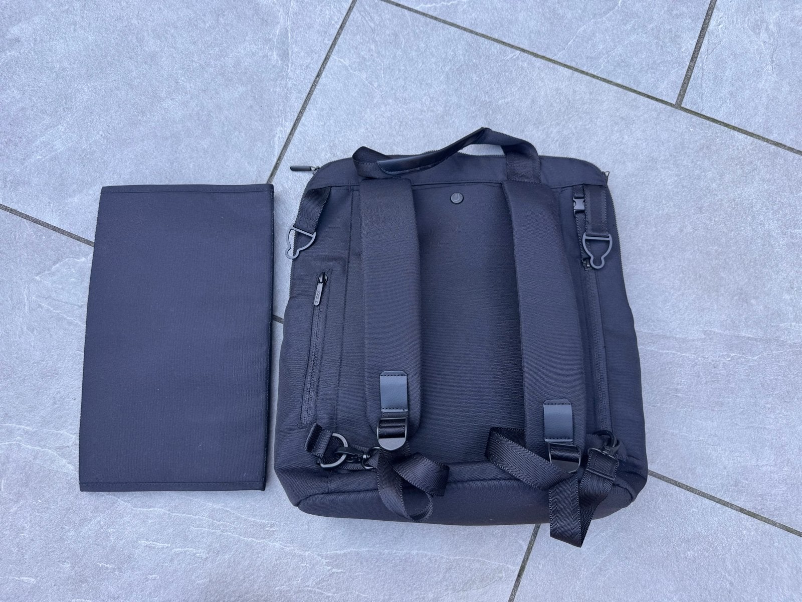 Rugzak Joolz Luiertas Space black incl verschoonmatje, Kinderen en Baby's, Luiertassen, Joolz, Zwart, Extra vakken, Zo goed als nieuw