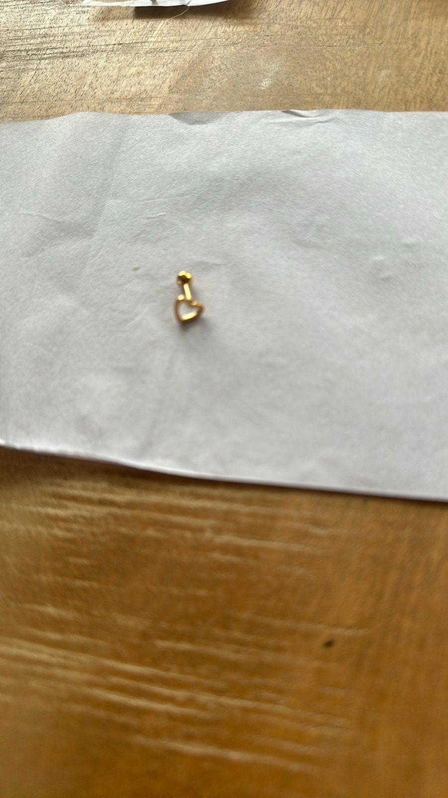 Gouden Kraakbeen Piercing - Hartje, Sieraden, Tassen en Uiterlijk, Piercings, Ophalen of Verzenden, Nieuw, Goud, Oor- of Traguspiercing