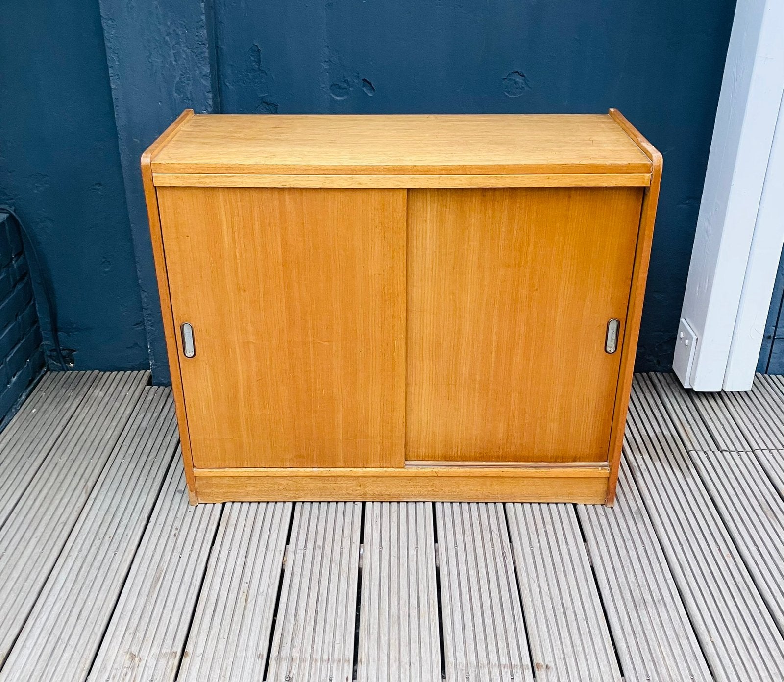 Vintage schoenenkast van blond fineer, Ophalen, Zo goed als nieuw, Vintage