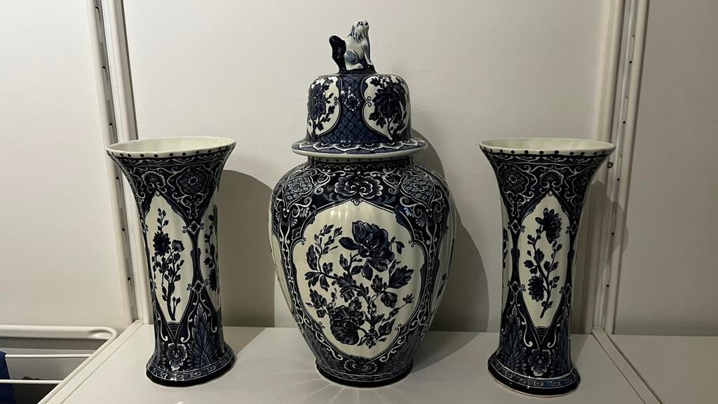 Kaststel delfts blauw made for Royal Sphinx by Boch, Huis en Inrichting, Woonaccessoires | Zuilen en Pilaren, Zo goed als nieuw