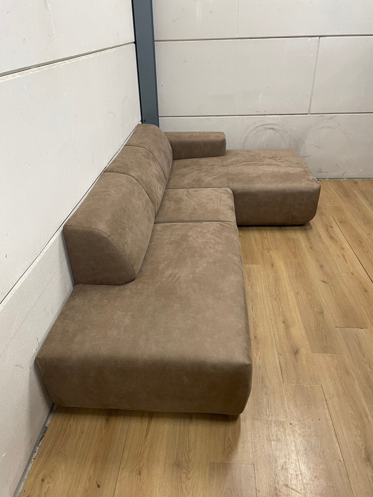 Mooie luxe taupe bruine hoekbank 6 MAANDEN OUD - GEREINIGD!!, Huis en Inrichting, Banken | Bankstellen, Ophalen, Luxe, Hoekbank