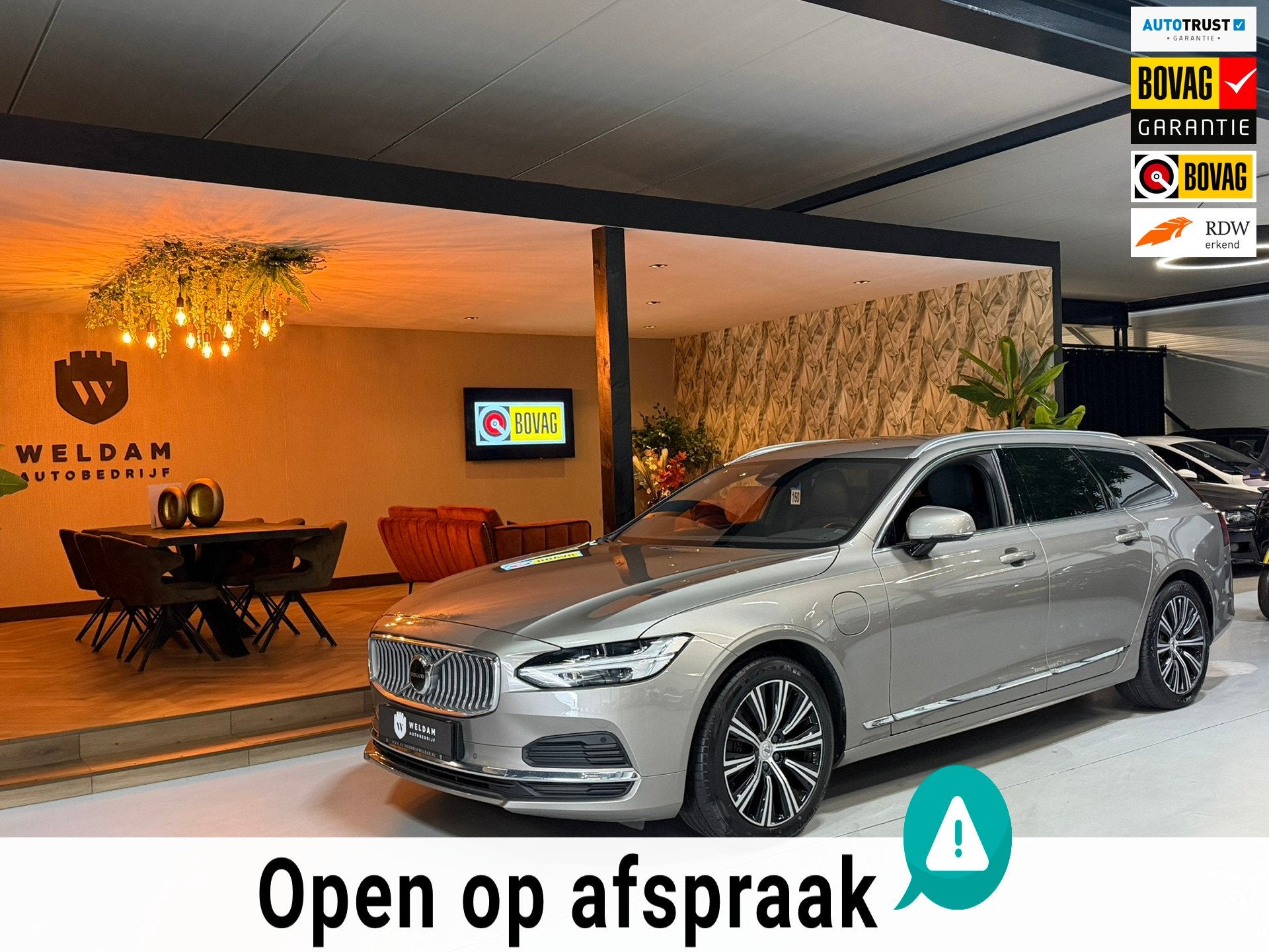 Volvo V90 2.0 T6 AWD Inscription|340PK|ACC|LaneAssist|Luxe|C, Auto's, Volvo, Automaat, 4 cilinders, Leder, Vierwielaandrijving