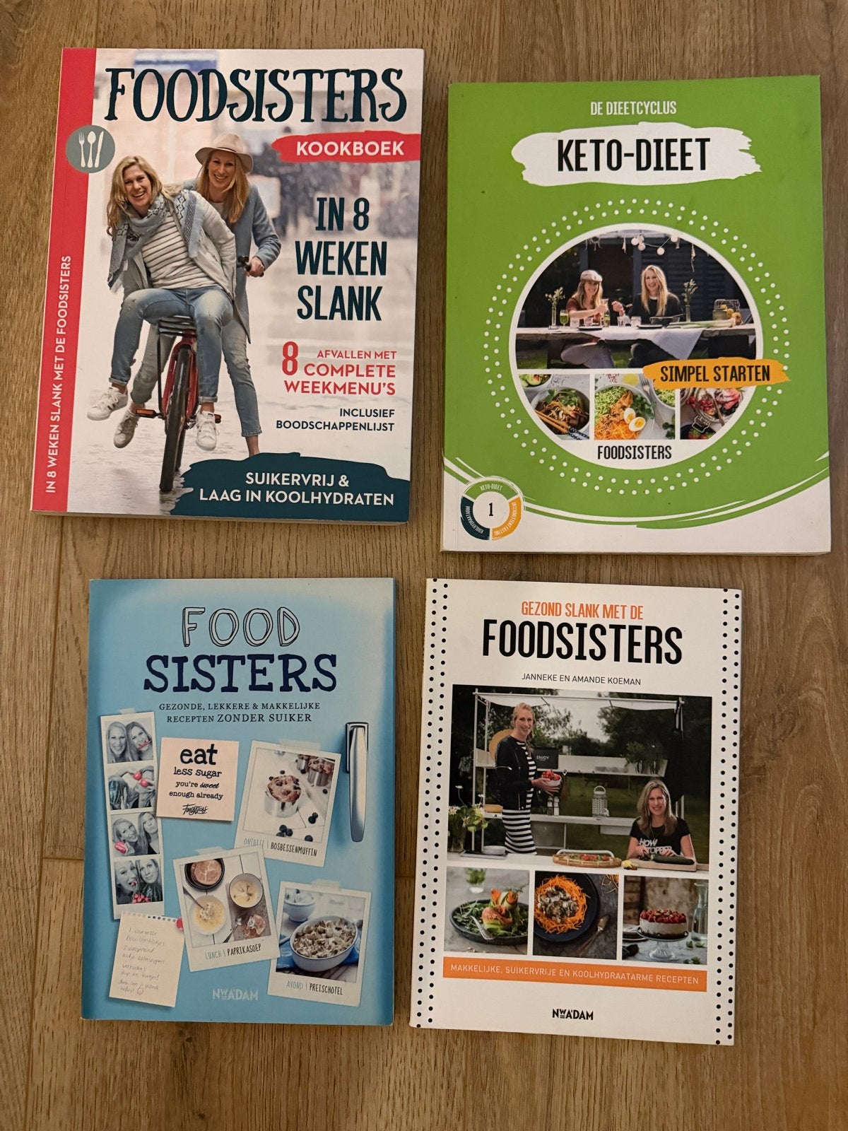 Foodsisters en Keto dieet boeken - 4 stuks, Boeken, Kookboeken, Gelezen, Hoofdgerechten, Ophalen of Verzenden, Gezond koken