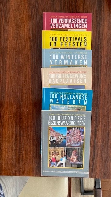 Serie boekjes Shell helpt u op weg, collector item.100......, Boeken, Overige merken, Europa, Ophalen of Verzenden, Zo goed als nieuw