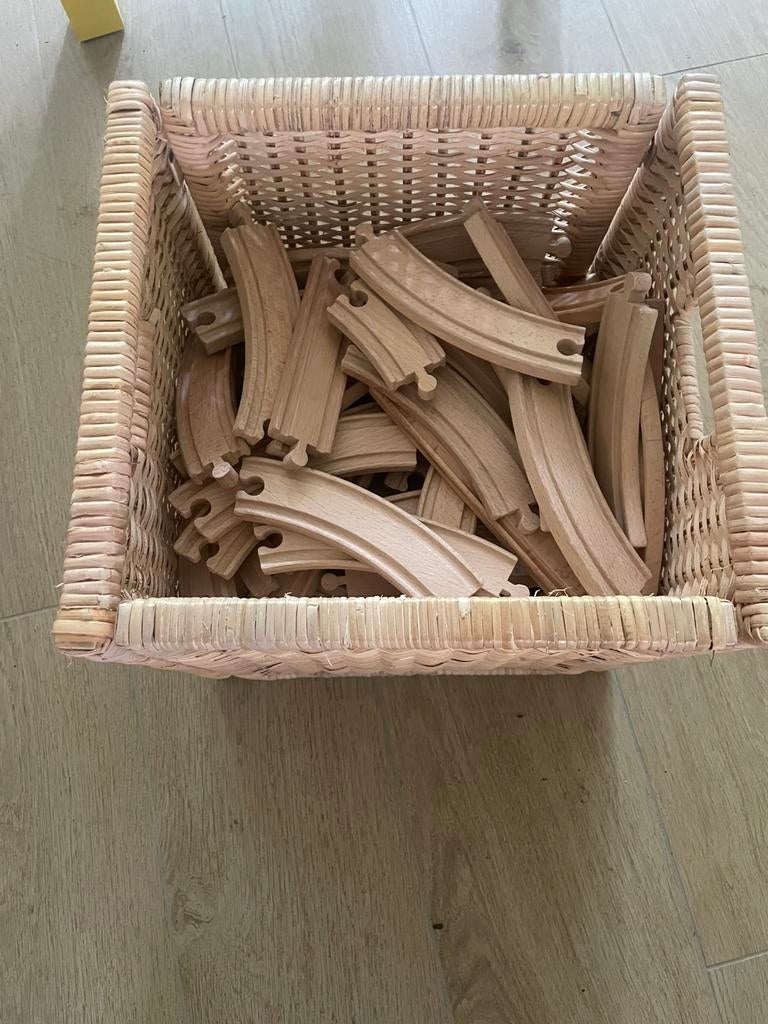Hout speelgoed trein van de ikea, Ophalen, Zo goed als nieuw