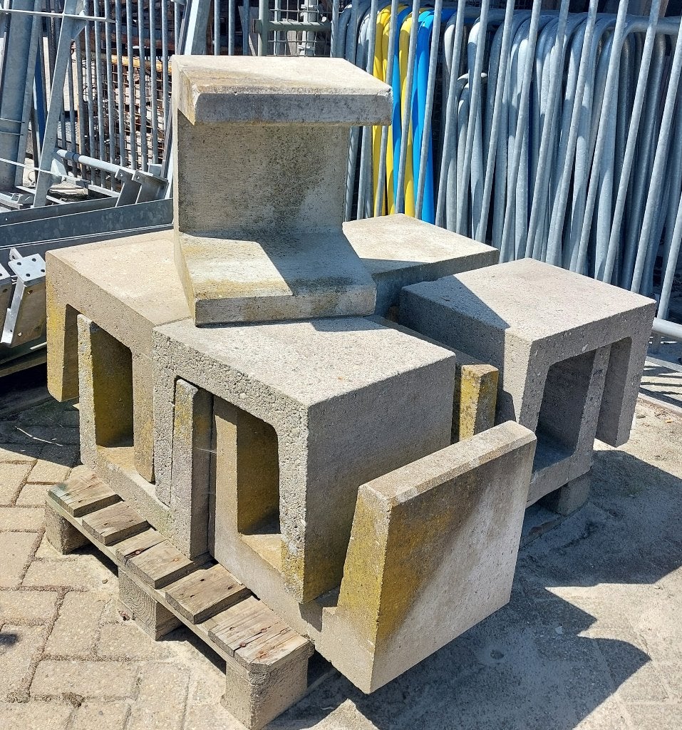 9 Keerwandjes, 50x40x40, grijs, U-vorm, Tuin en Terras, Tegels en Klinkers, Ophalen, Gebruikt, Beton, Overige typen
