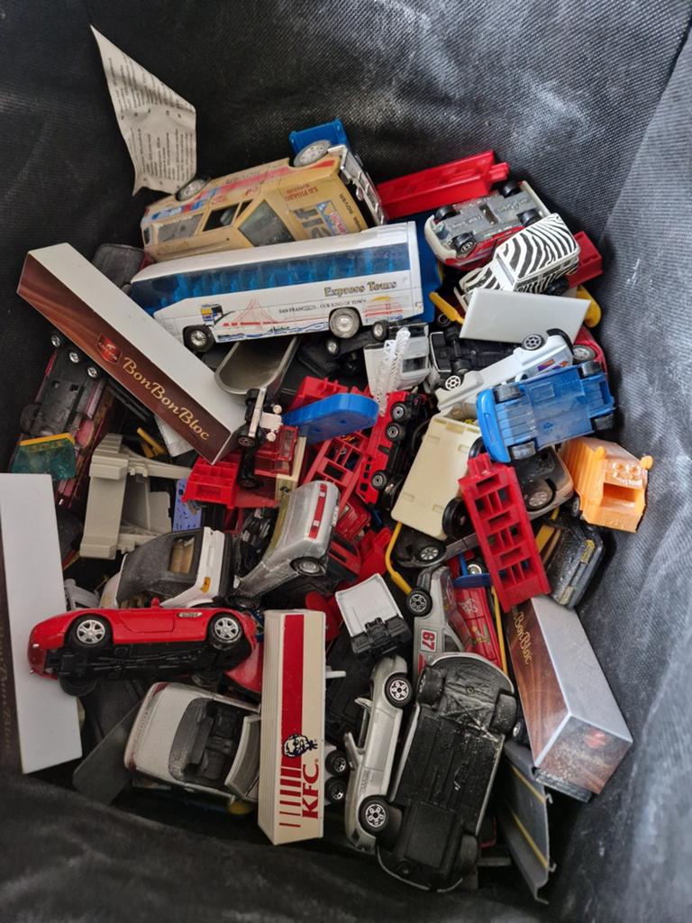 * GERESERVEERD* Gratis racebaan en auto's, Kinderen en Baby's, Ophalen of Verzenden, Gebruikt, Handmatig, Overige merken