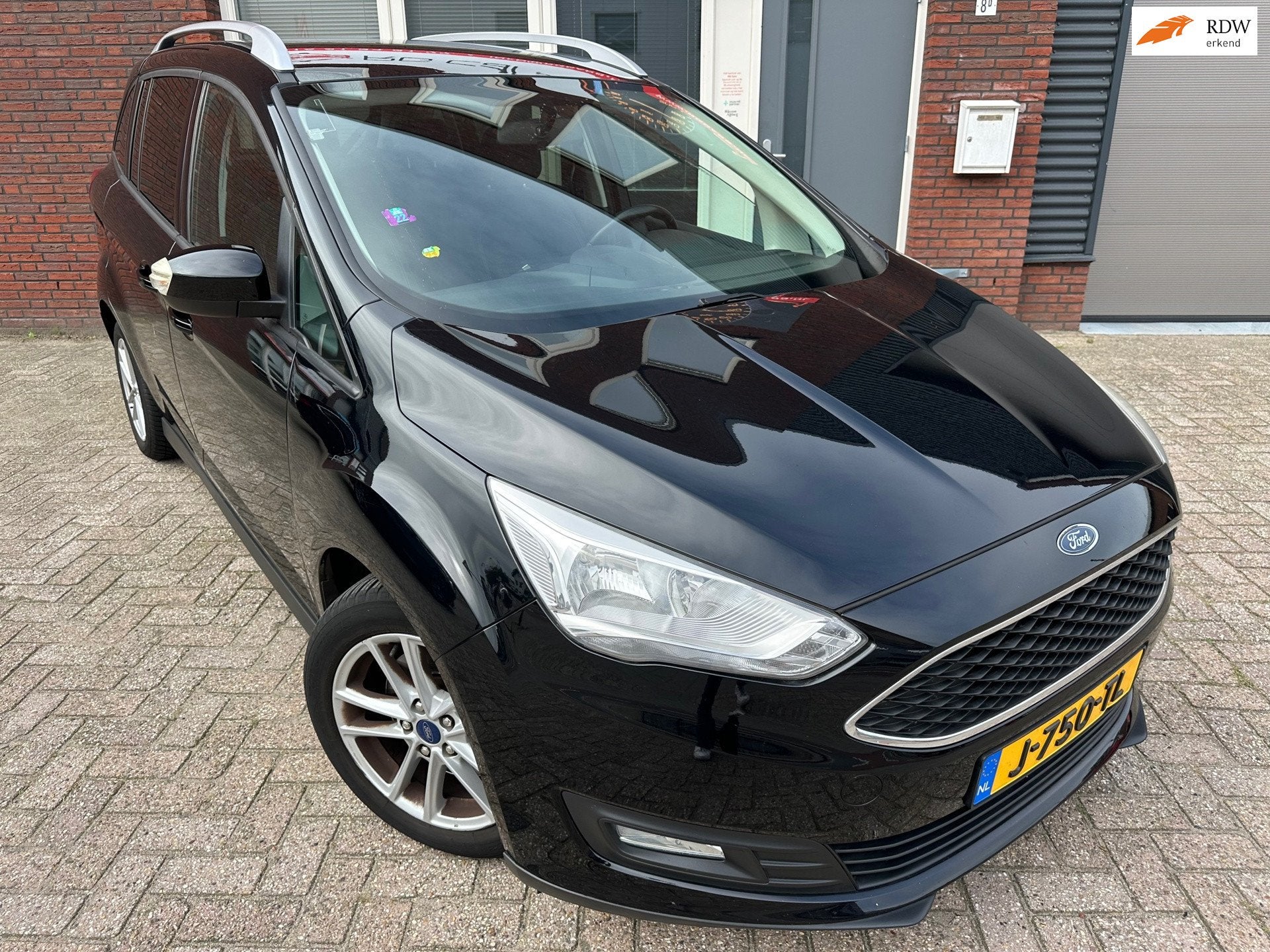 Ford Grand C-Max 1.0 7p / Navi / Cruise / Airco / LM, Auto's, Voorwielaandrijving, 745 kg, Gebruikt, Start-stop-systeem