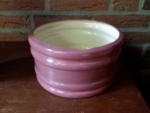 Bloempotten van lila aardewerk, 2 stuks, Ophalen of Verzenden, 'T Olde Gre-j, Info@toldegrej.nl, Endepoelstraat 20f Didam
