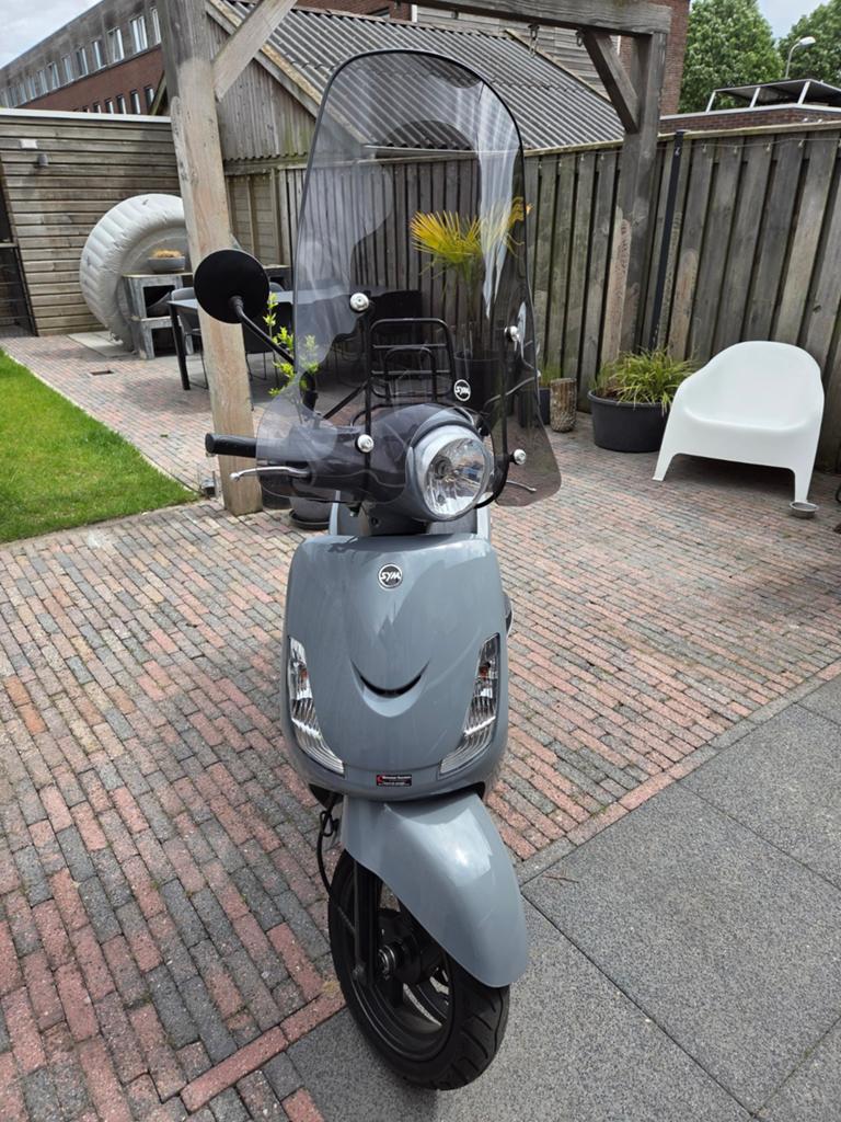 Sym fiddle 2 - Bouwjaar 2021 - Nardo grey - Lage KM, Fietsen en Brommers, Snorfietsen en Snorscooters, SYM, Ophalen of Verzenden