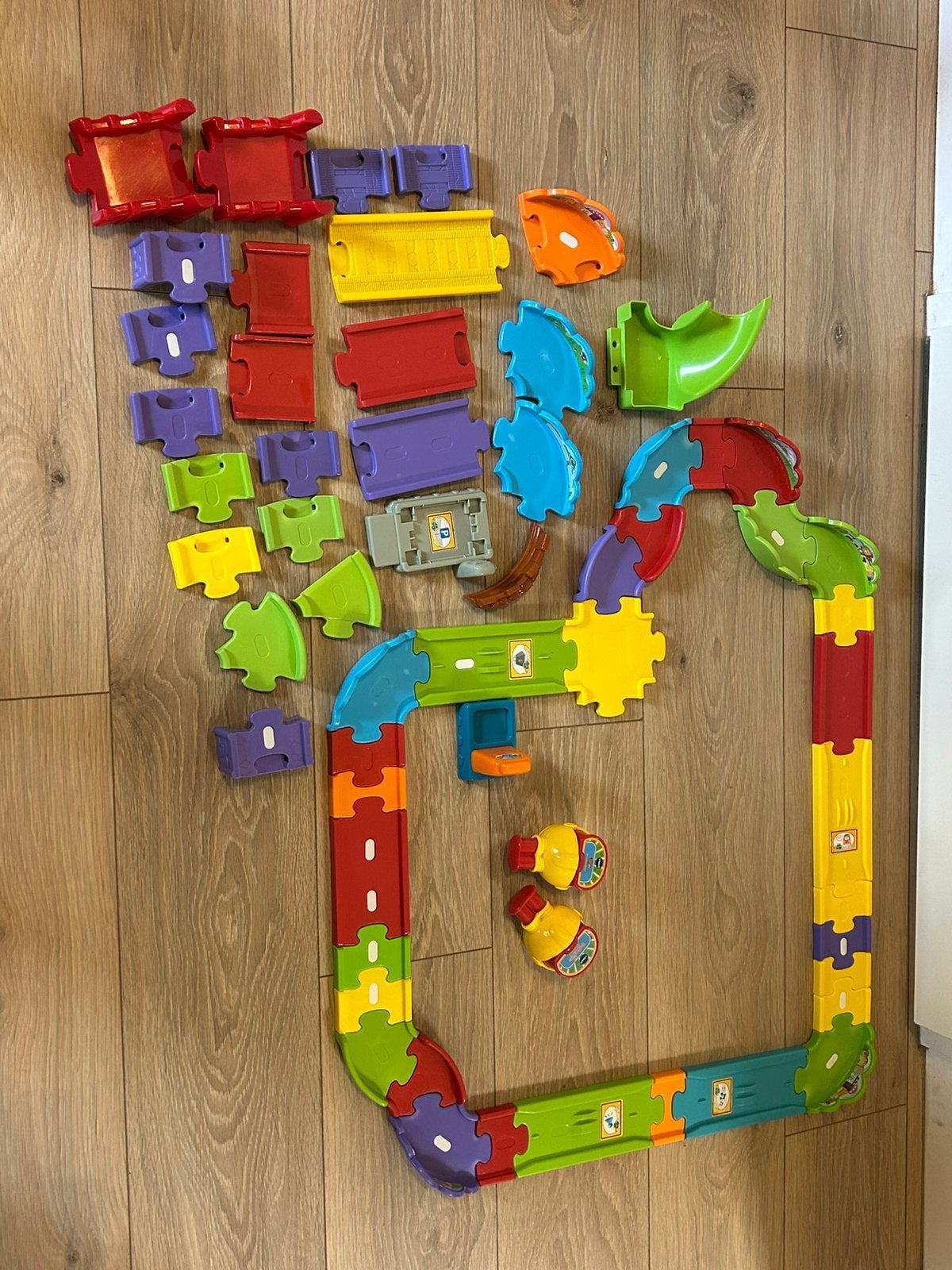 Vtech toet toet auto’s delen wegdelen de luxe 57 delig, Ophalen of Verzenden, Gebruikt, 2 tot 4 jaar