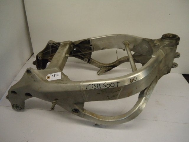 CBR600F 1999 - 2000 Honda Frame D1-15654