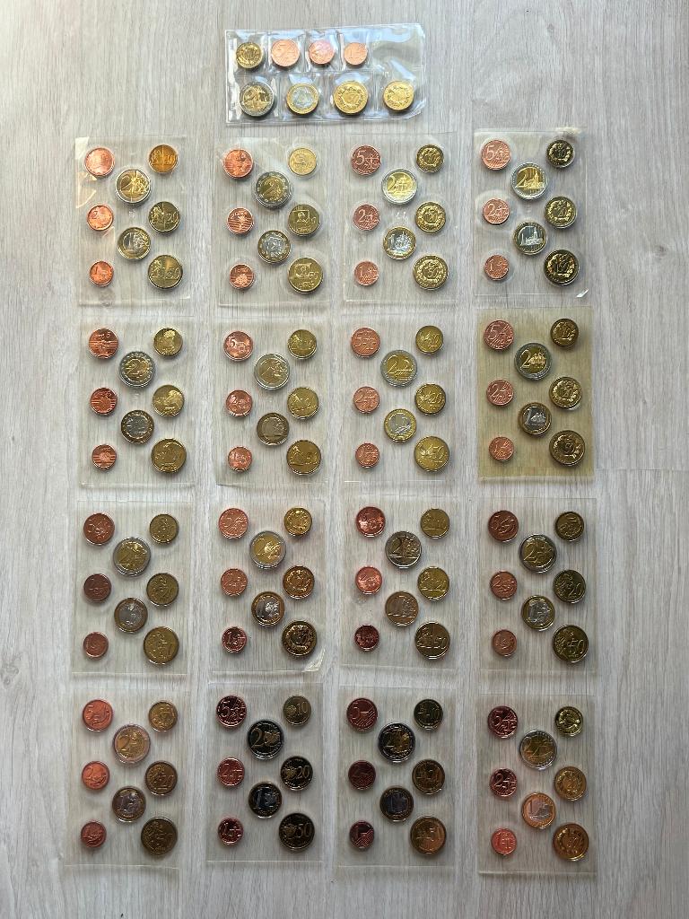 Diverse internationale euro proof setjes, 17 stuks, Ophalen of Verzenden, Koningin Beatrix, Euro's
