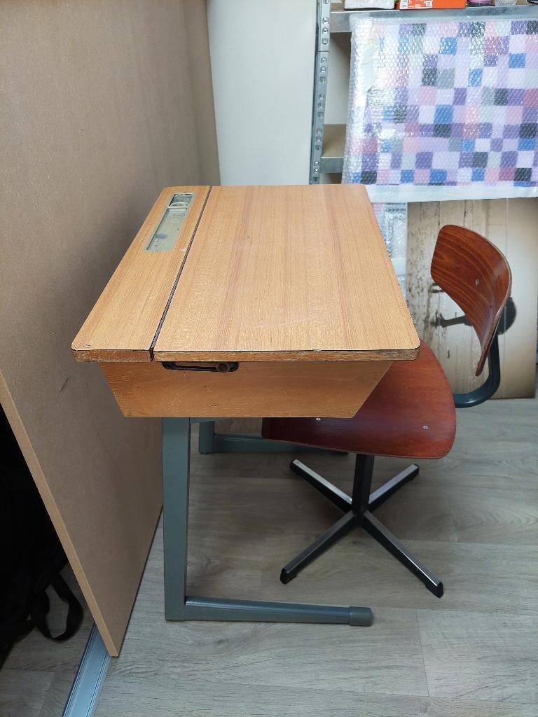 Vintage schoolbankje met stoel, Ophalen, Gebruikt, Tafel(s) en Stoel(en)