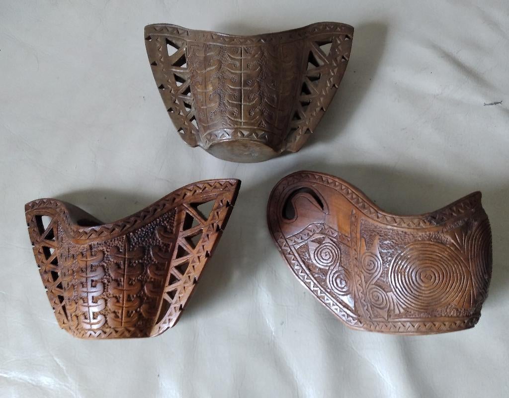 4 trouwbekers Joegoslavië houtsnijwerk, Antiek en Kunst, Ophalen of Verzenden