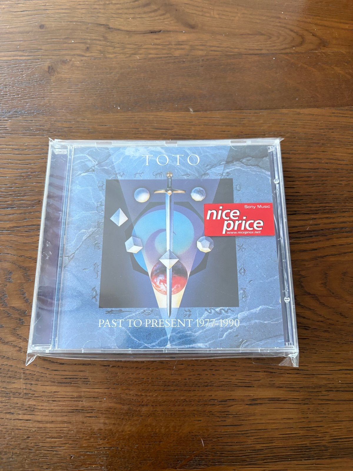 Toto Past to present 1977-1990 CD, Ophalen of Verzenden, Zo goed als nieuw, Poprock