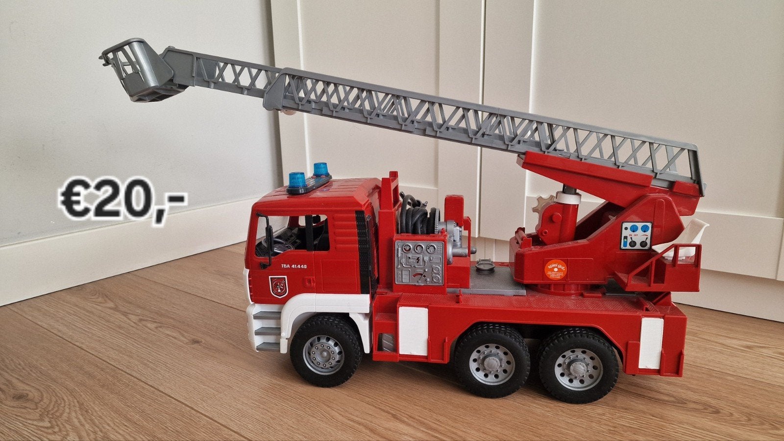 Bruder groot, Ophalen, Zo goed als nieuw