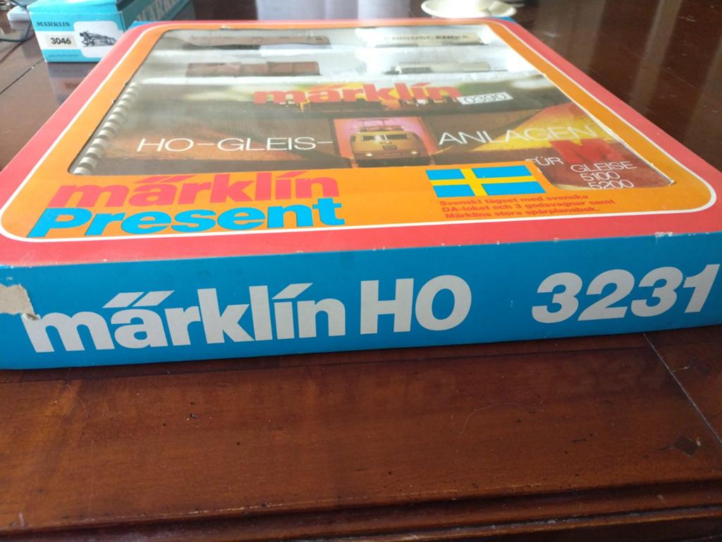 Marklin set 3231 voor Zweden met lok 3030, Hobby en Vrije tijd, Modeltreinen | H0, Wisselstroom, Treinset, Ophalen of Verzenden