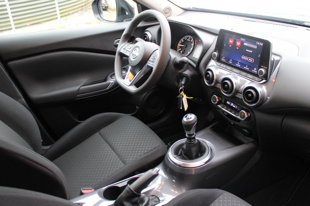 Foto 4 van Nissan Juke 1.0 DIG-T Acenta | Clima | Stoelverwarming | Cam
