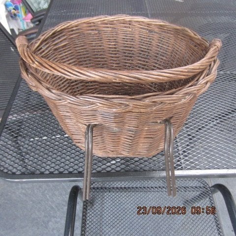 TE KOOP MOOI FIETS MAND ZIE FOTO S, Ophalen, Zo goed als nieuw, Fietsmand, Stuurbevestiging