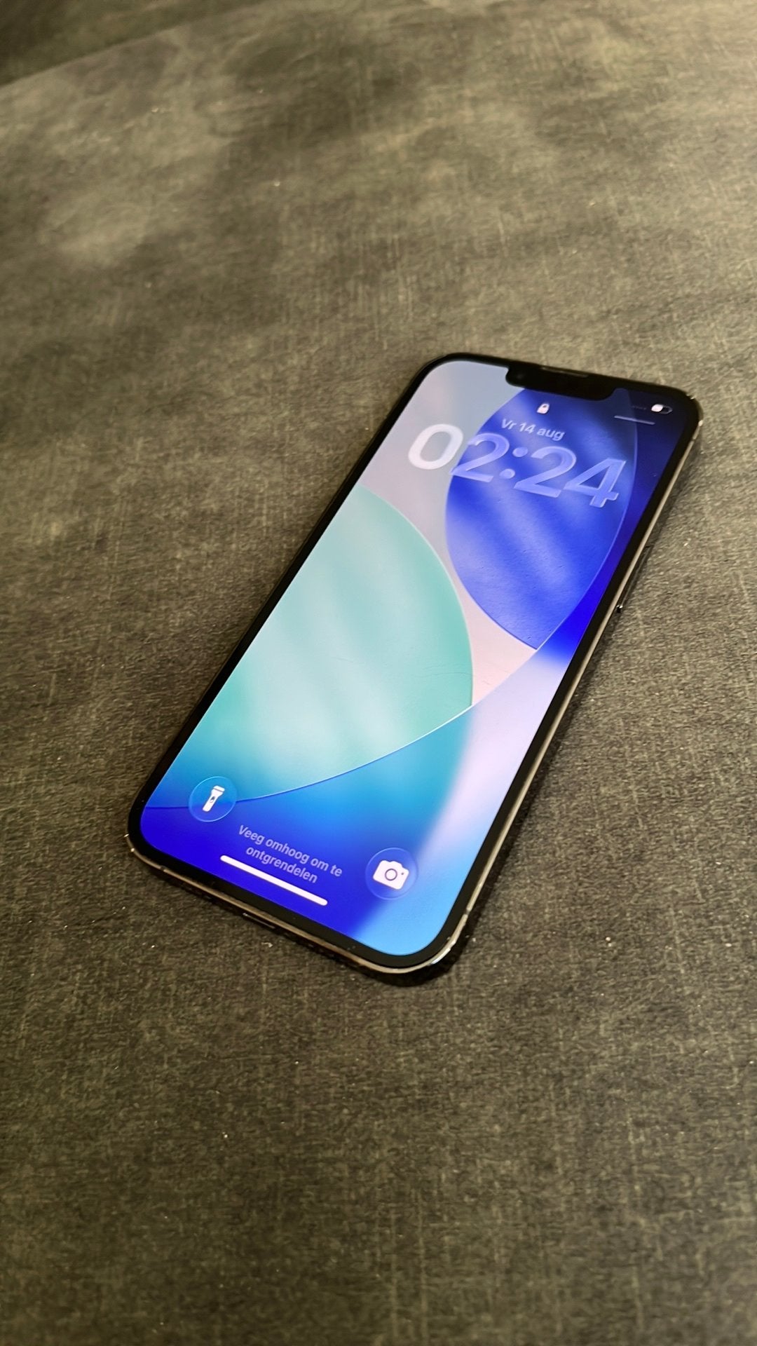 iPhone 13 Pro 256GB - Achterkant gebarsten, 256 GB, Gebruikt, 75 %, Zwart