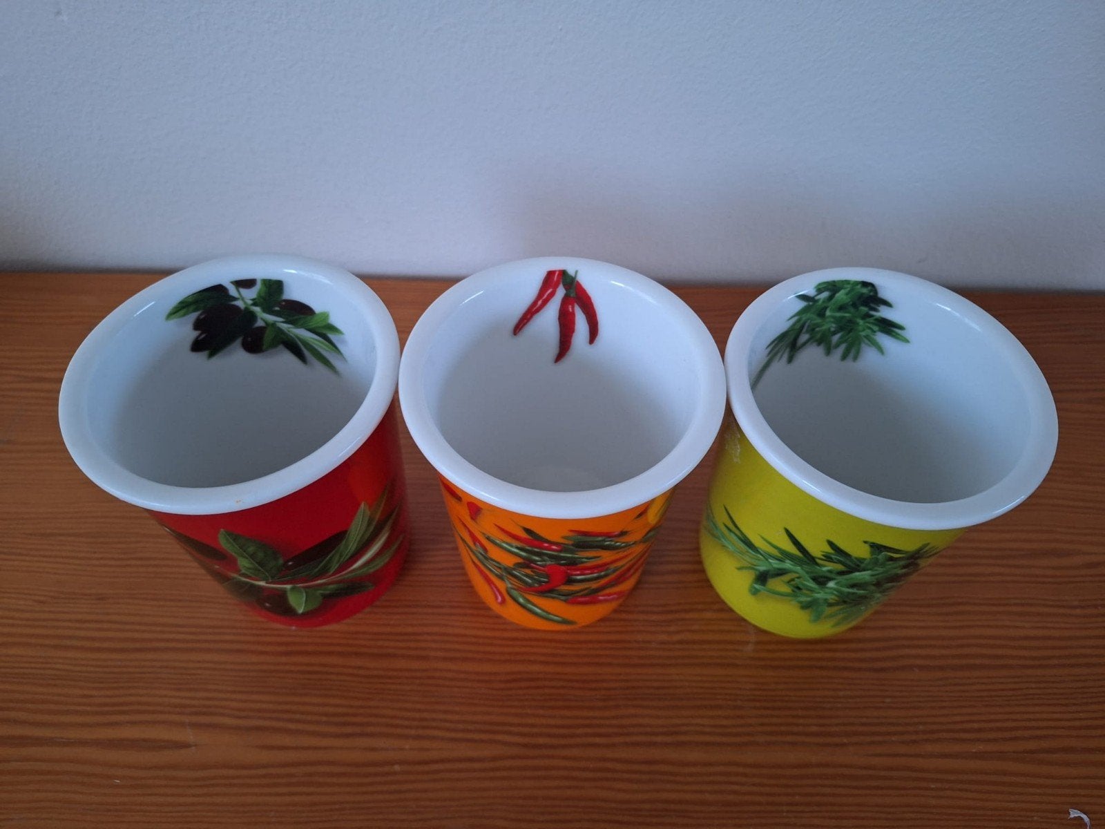 Set van 3 porseleinen bekers, Huis en Inrichting, Keuken | Servies, Gebruikt, Overige typen, Ophalen of Verzenden, Overige stijlen