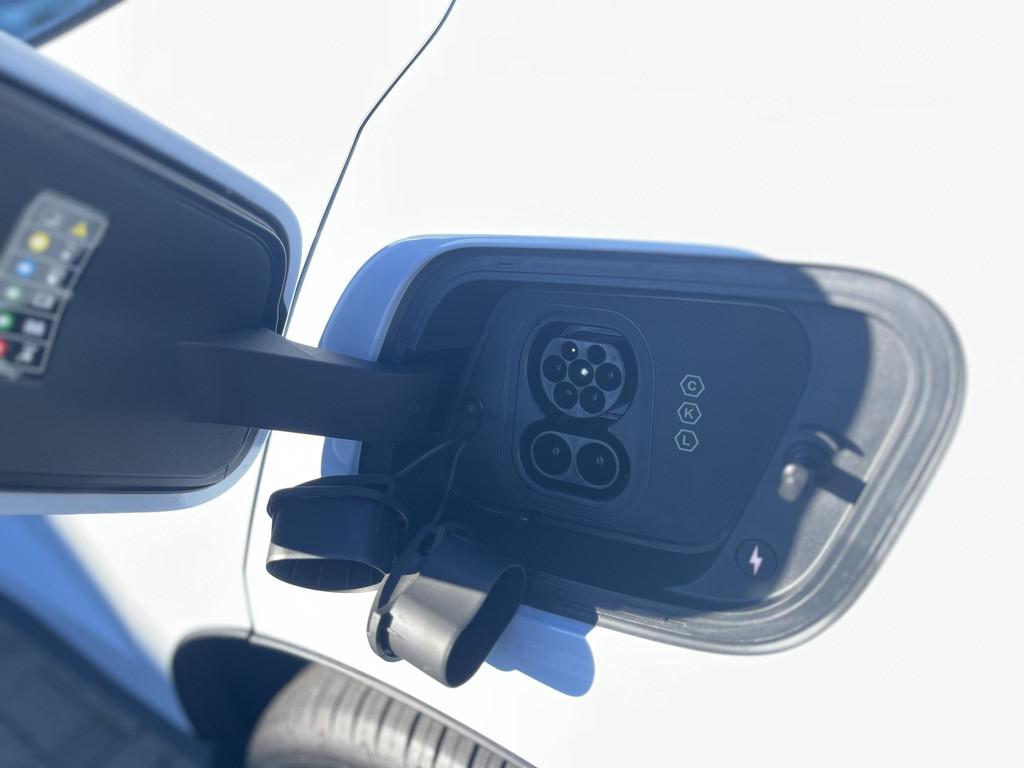 Volvo EX30 Single Motor Extended Range Plus 69 kWh | Harman, Auto's, Volvo, Automaat, Achterwielaandrijving, Blauw, Leder en Stof