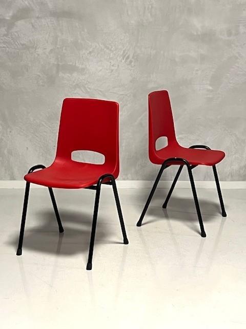 Retro restaurantstoelen nieuw kantinestoelen rood prijs p/st, ., Vintage, Nieuw, Ophalen of Verzenden