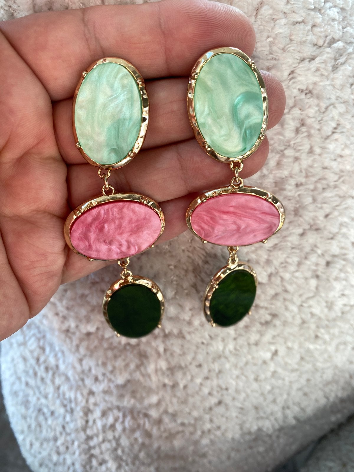Prachtige grote lange oorbellen met rode stenen, Sieraden, Tassen en Uiterlijk, Oorbellen, Verzenden, Zo goed als nieuw, Rood