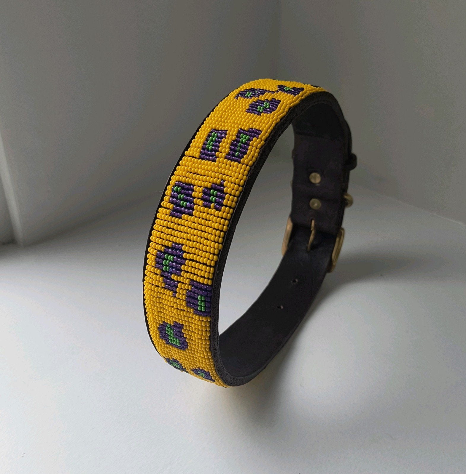 Handgemaakte leren hondenhalsband met kralen – XL, Ophalen of Verzenden, Nieuw