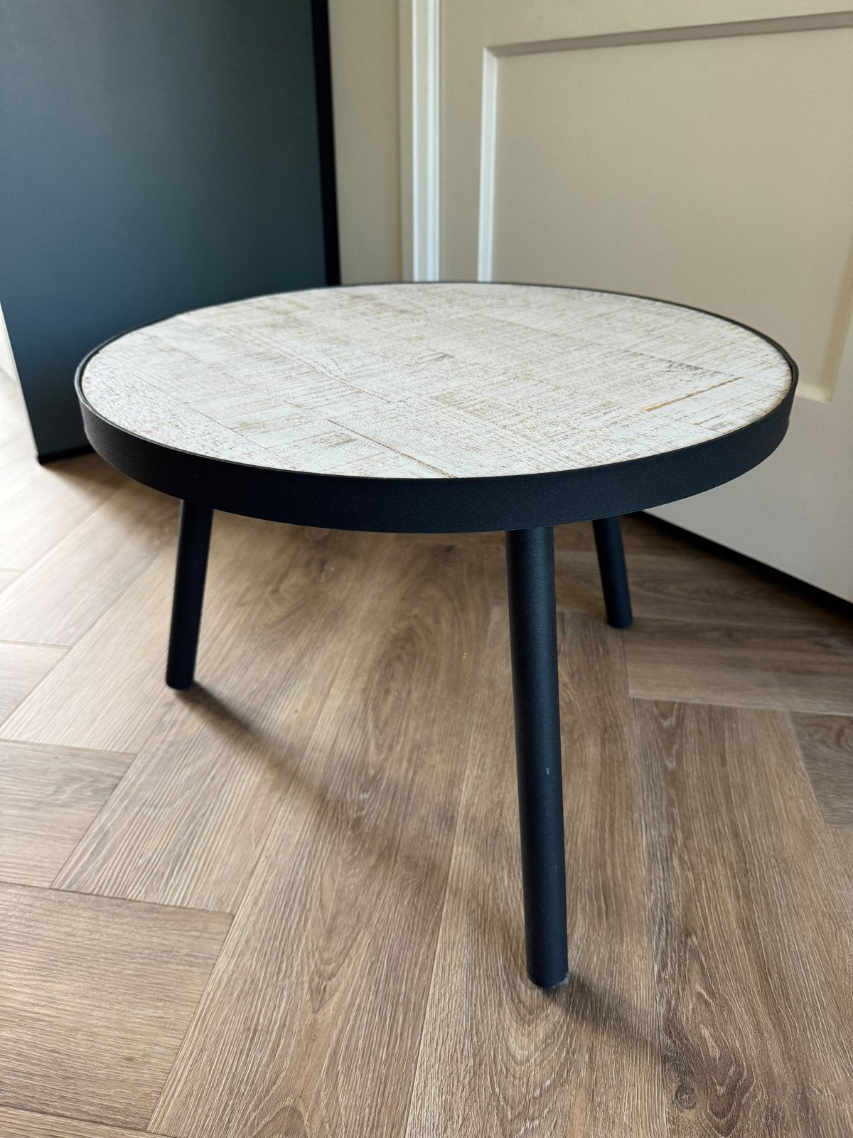Ronde bijzettafel met houtlook blad en metalen poten, Ophalen, Minder dan 45 cm, Minder dan 55 cm, Gebruikt