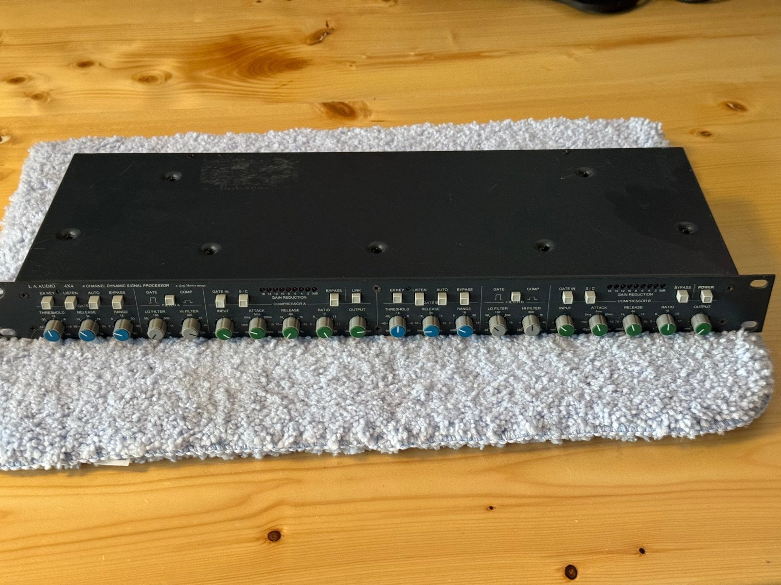 LA Audio 4x4 compressor, Muziek en Instrumenten, Ophalen of Verzenden, Gebruikt, Multi-effect