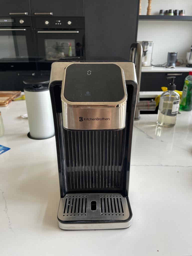 KitchenBrothers Heetwaterdispenser - Direct Heet Water, 2 liter of meer, Ophalen, Gebruikt, Rvs