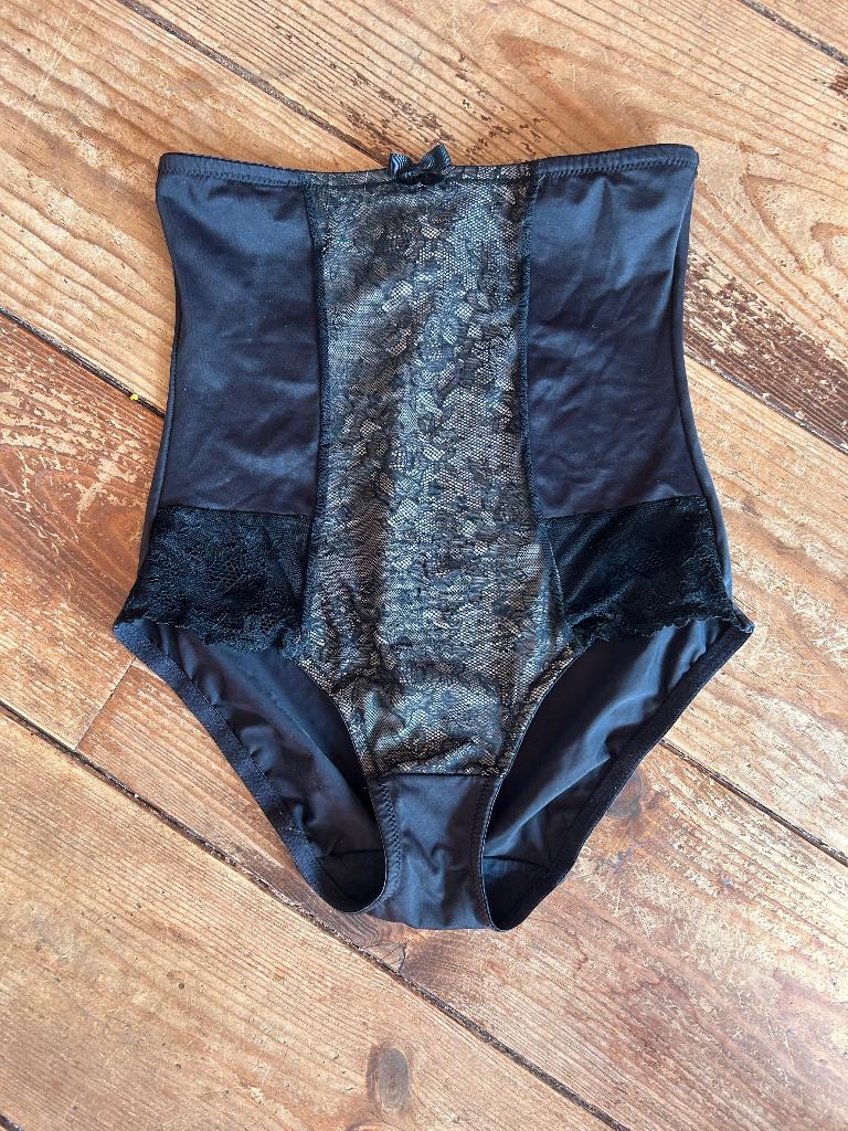 Corrigerend ondergoed, Bonprix, Verzenden, Zwart, Broekje of Short