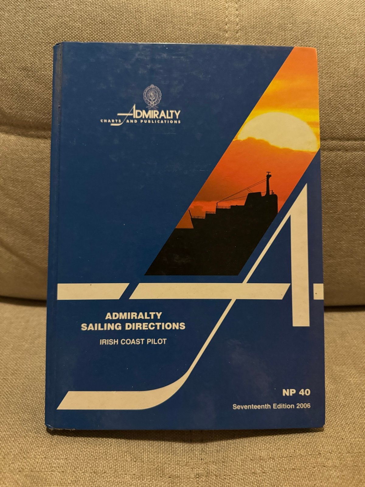 Admiralty Sailing Directions Irish Coast Pilot NP 40 (2006), Boeken, Europa, Ophalen of Verzenden, Reisgids of -boek, Gelezen