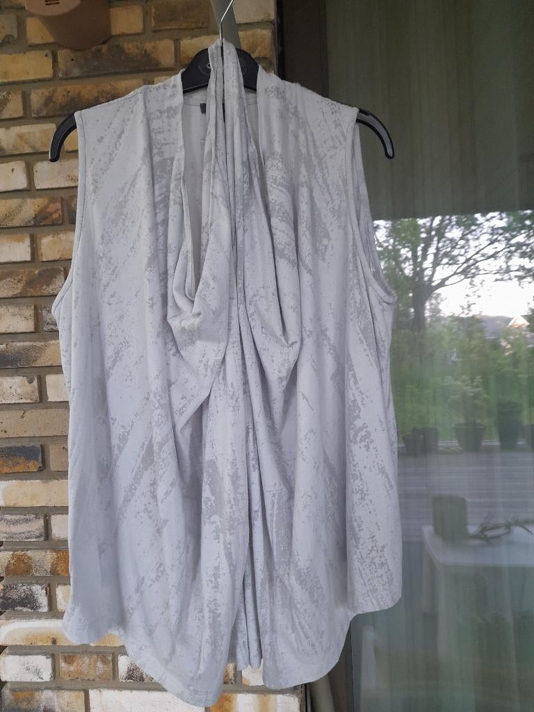 OSKA aparte zomertop, grijs-wit, mt. 3, Kleding | Dames, Verzenden, Maat 42/44 (L), Zo goed als nieuw, Zonder mouw