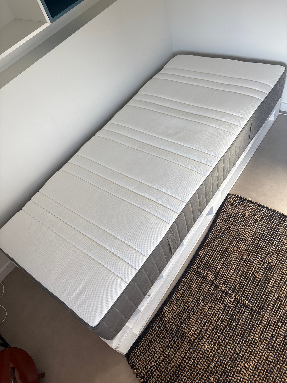 IKEA Hövåg matras Rosenviäl matrasbeschermer plus onderstel, Ophalen, 90 cm, Eenpersoons, Zo goed als nieuw