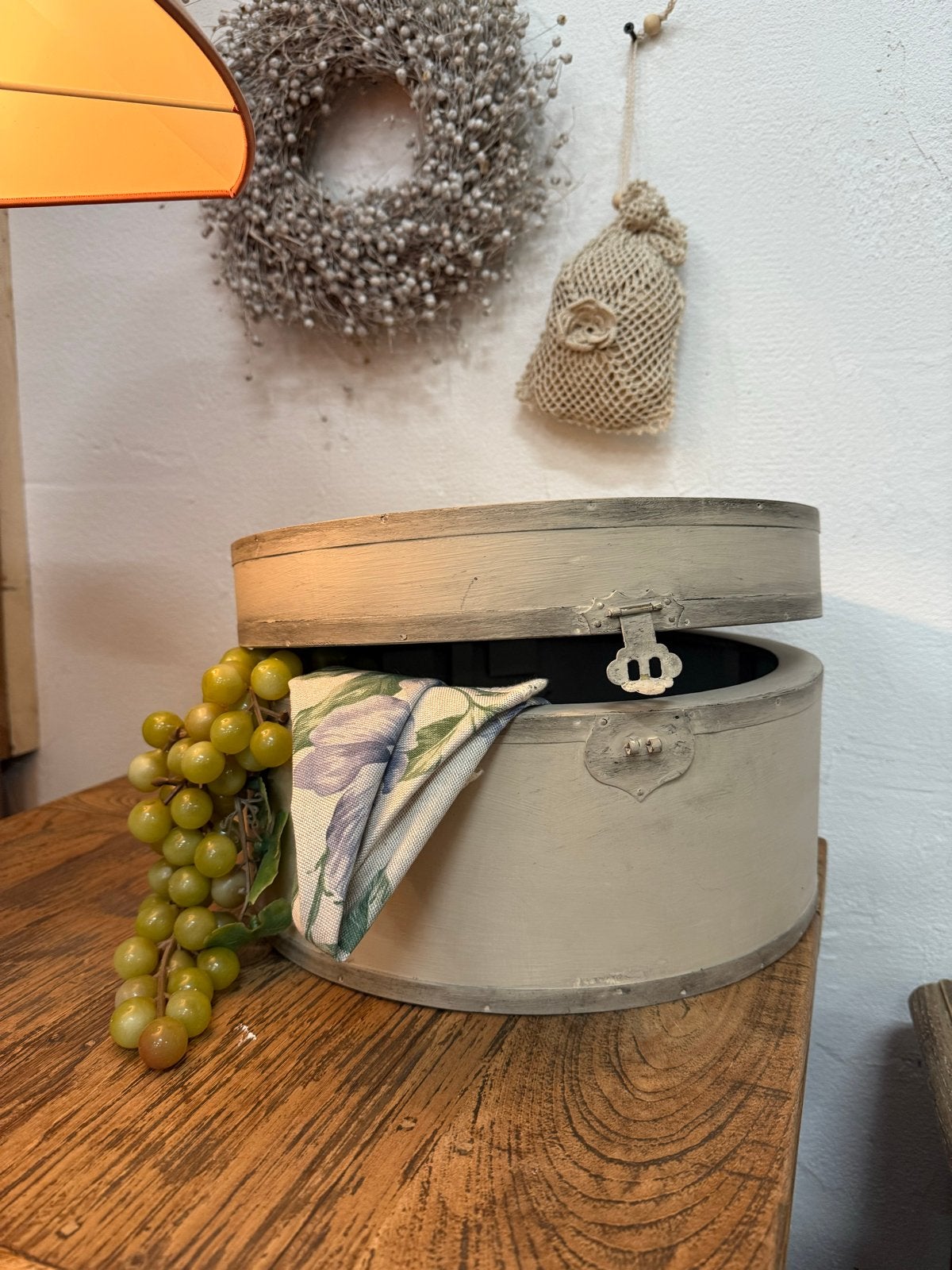 Decoratieve houten doos met metalen sluitingen, Ophalen of Verzenden